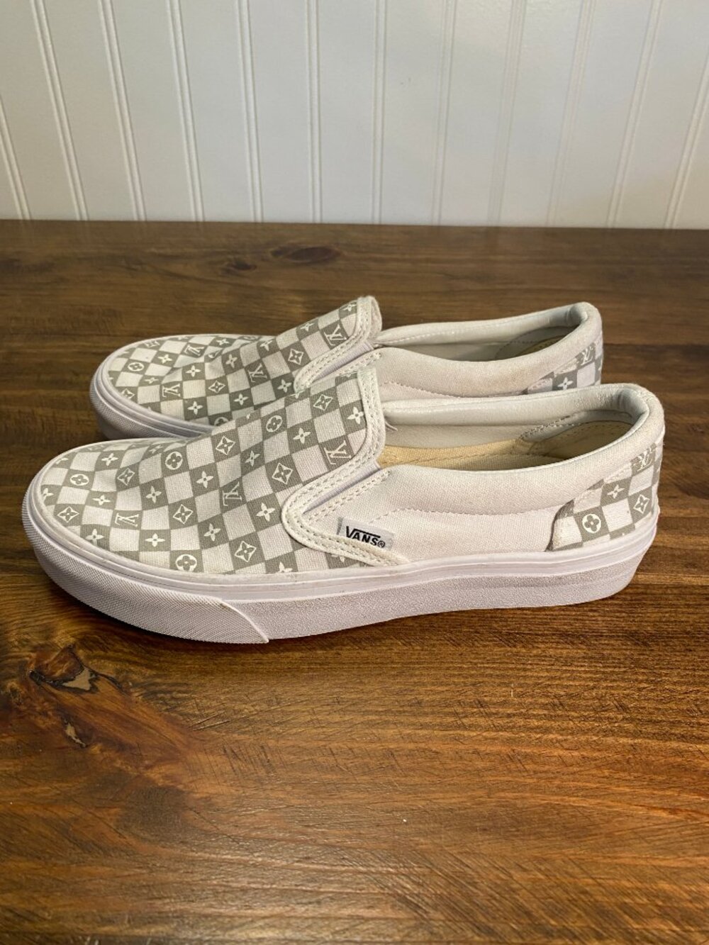 Vans - Classic Slip-On Custom Gray and White Checkerboard Shoes - Women's Size 7 - Picture 3 of 13